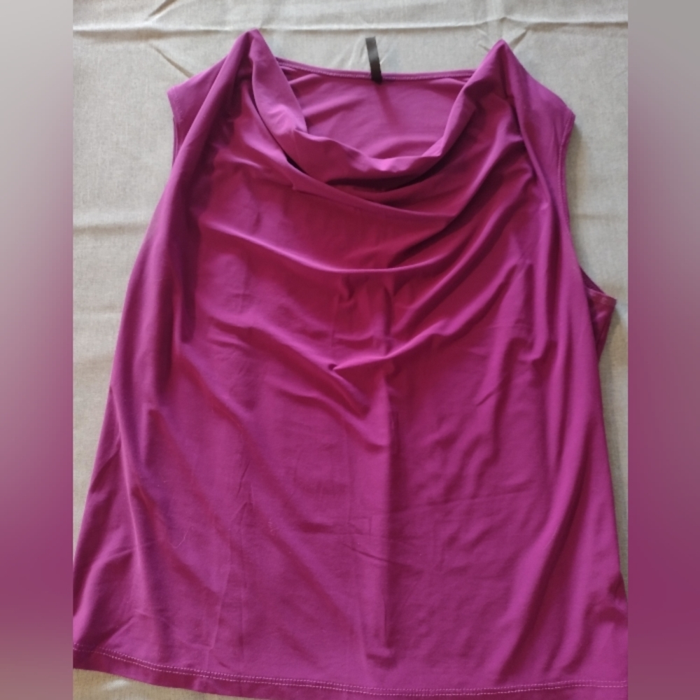 Purple sleeveless blouse L